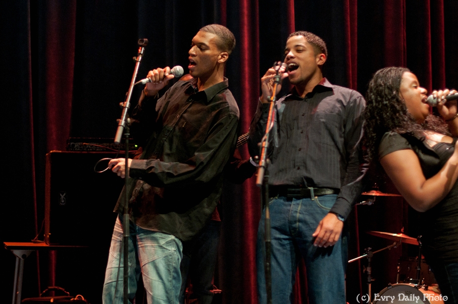 Evry Daily Photo - Telethon Evry 2010 - Concert Evry University Gospel - large - 5244001136.jpg